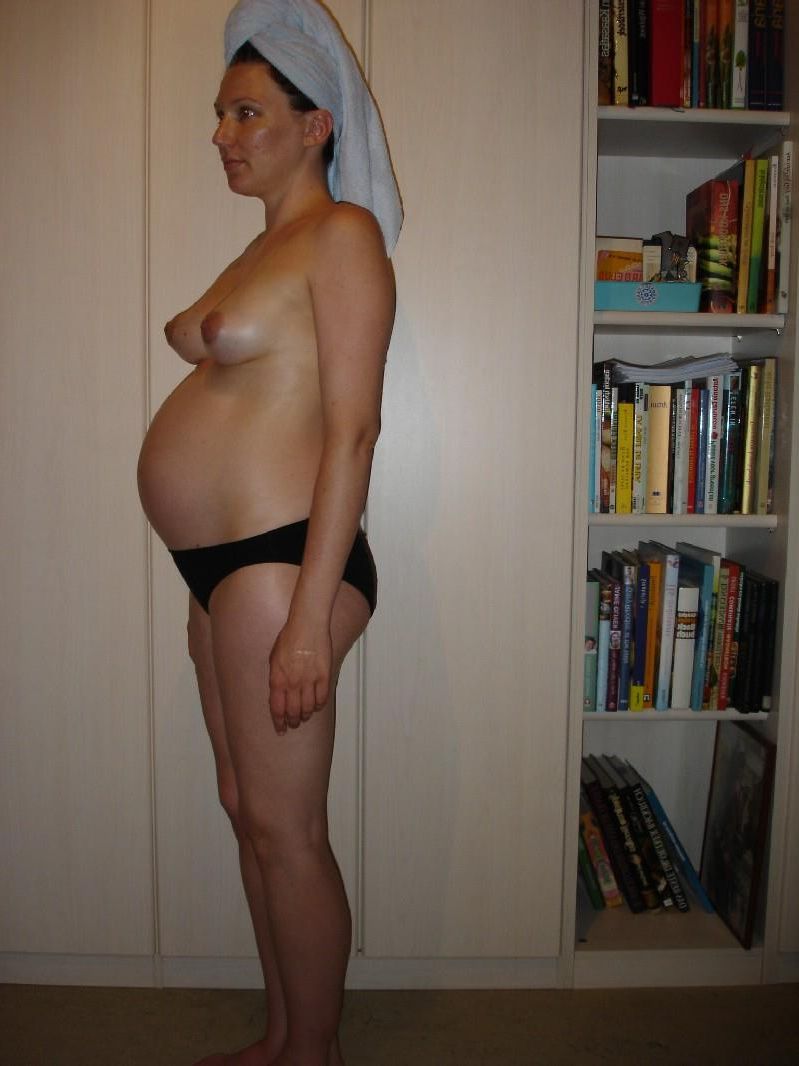 Pregnant Dutch Woman Private Pics