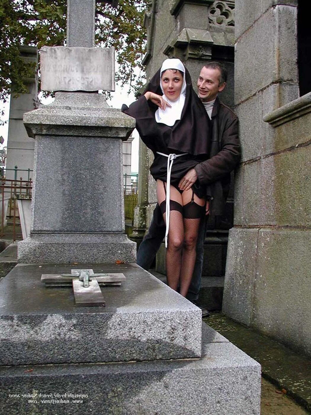 French Nadine Sexy French Exhibitionist Cemetery Nonne