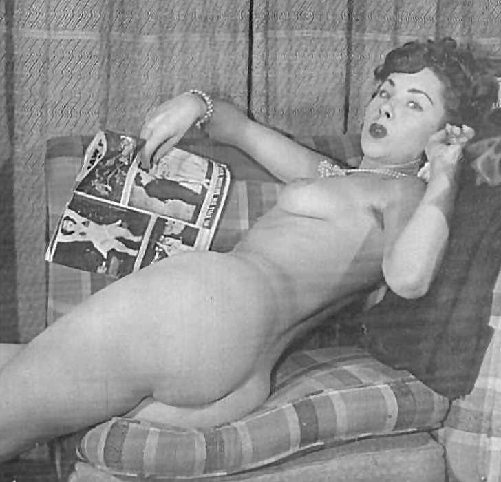 Vintage nackte und topless Frauen