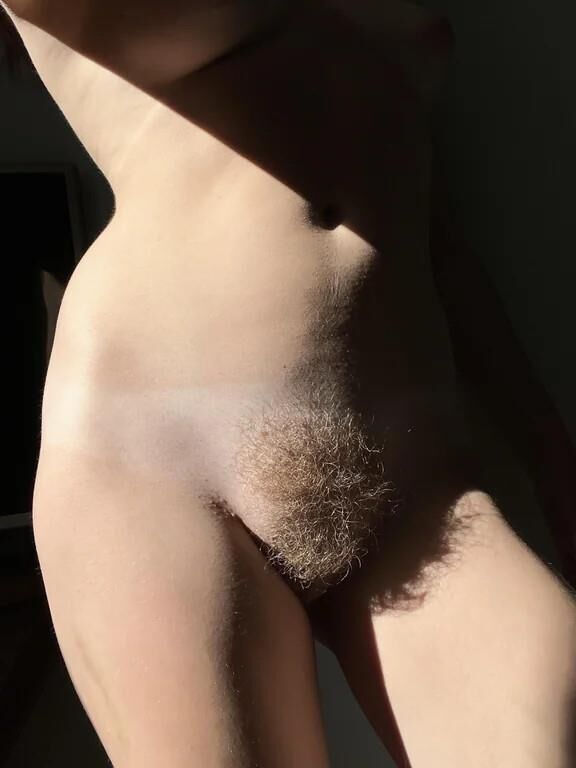 hairy 