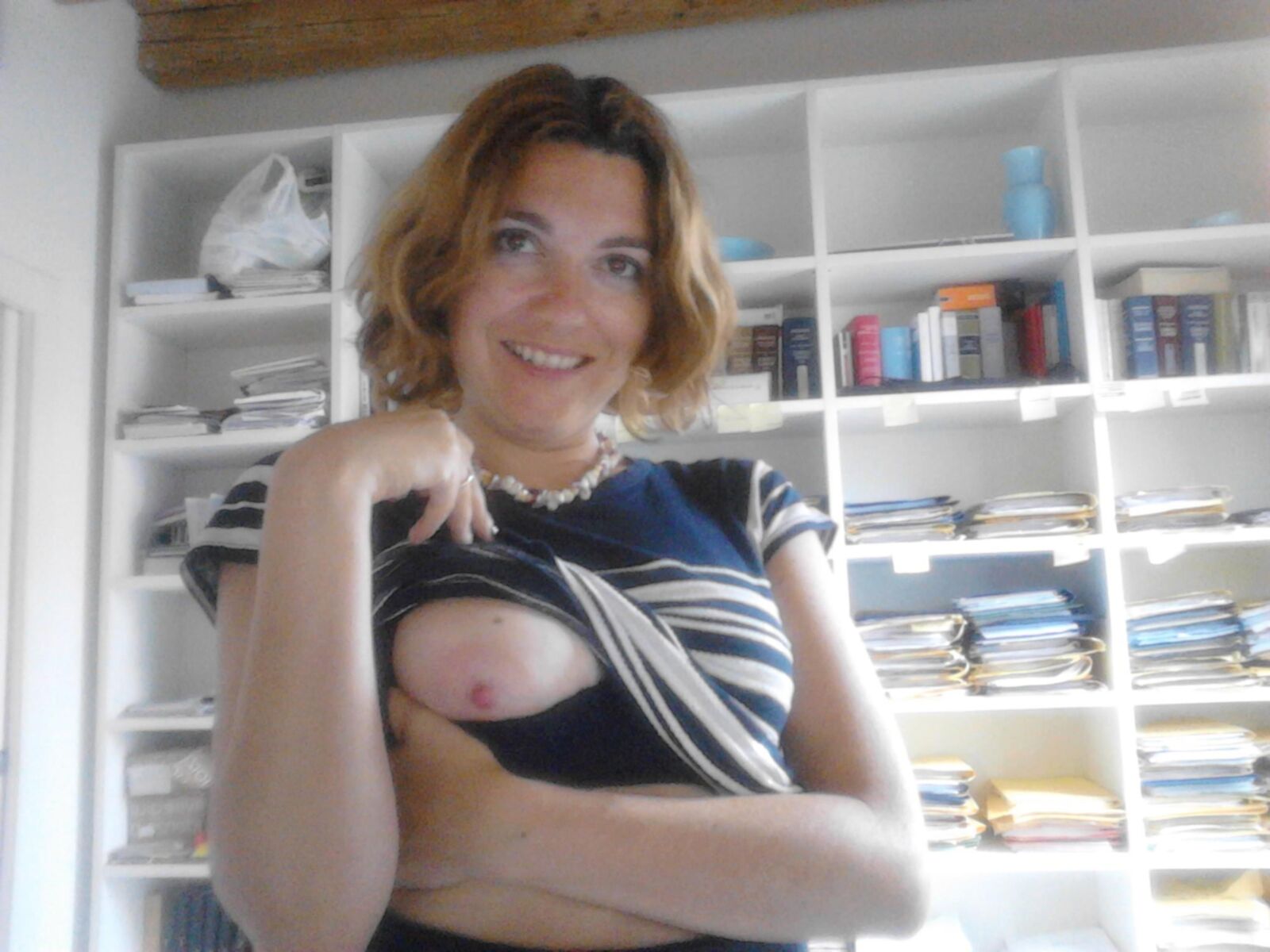 ウェブ上で見つかったイタリアの女
