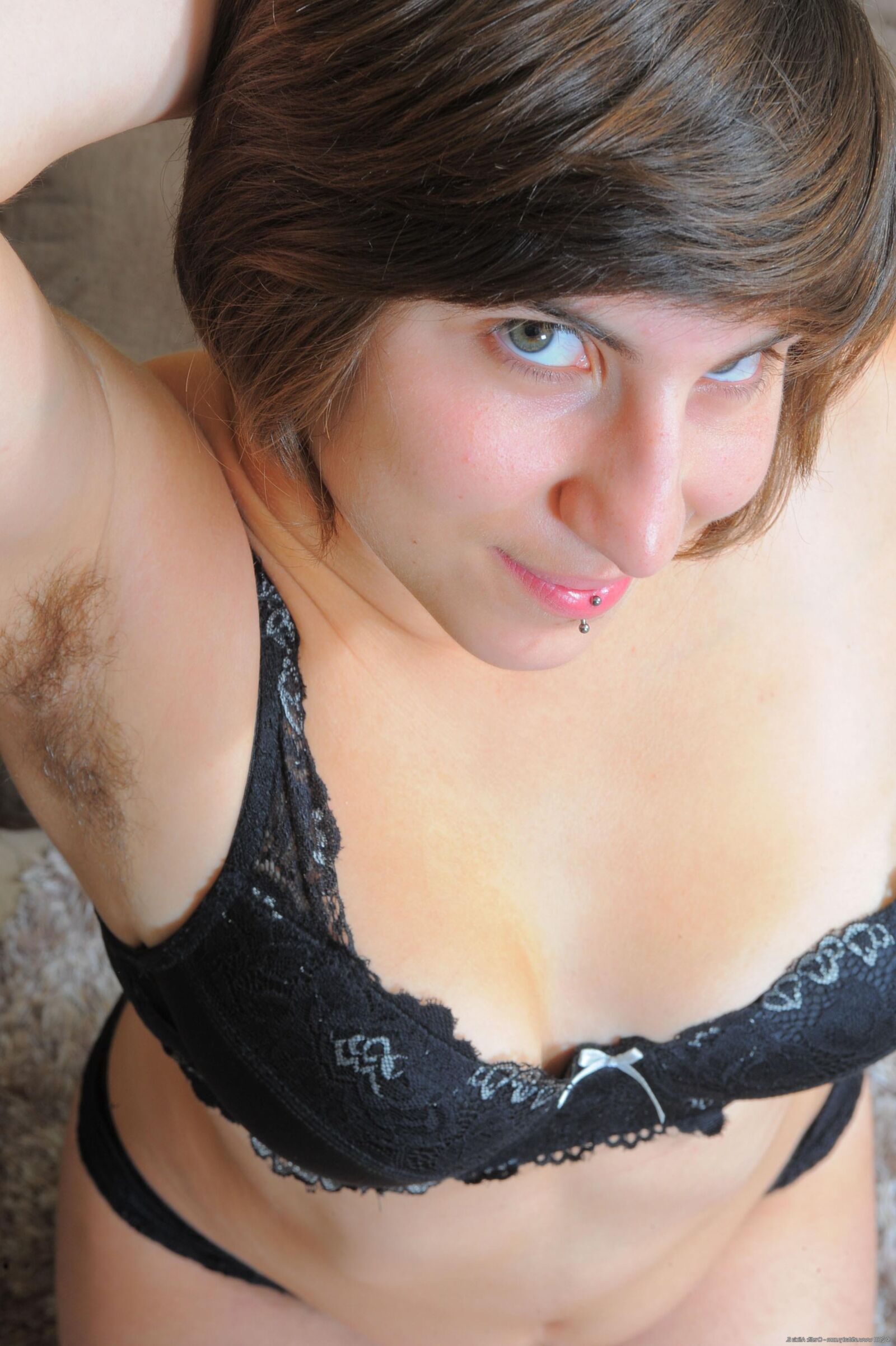 Zooey Hairy (zooasi_ xxx)