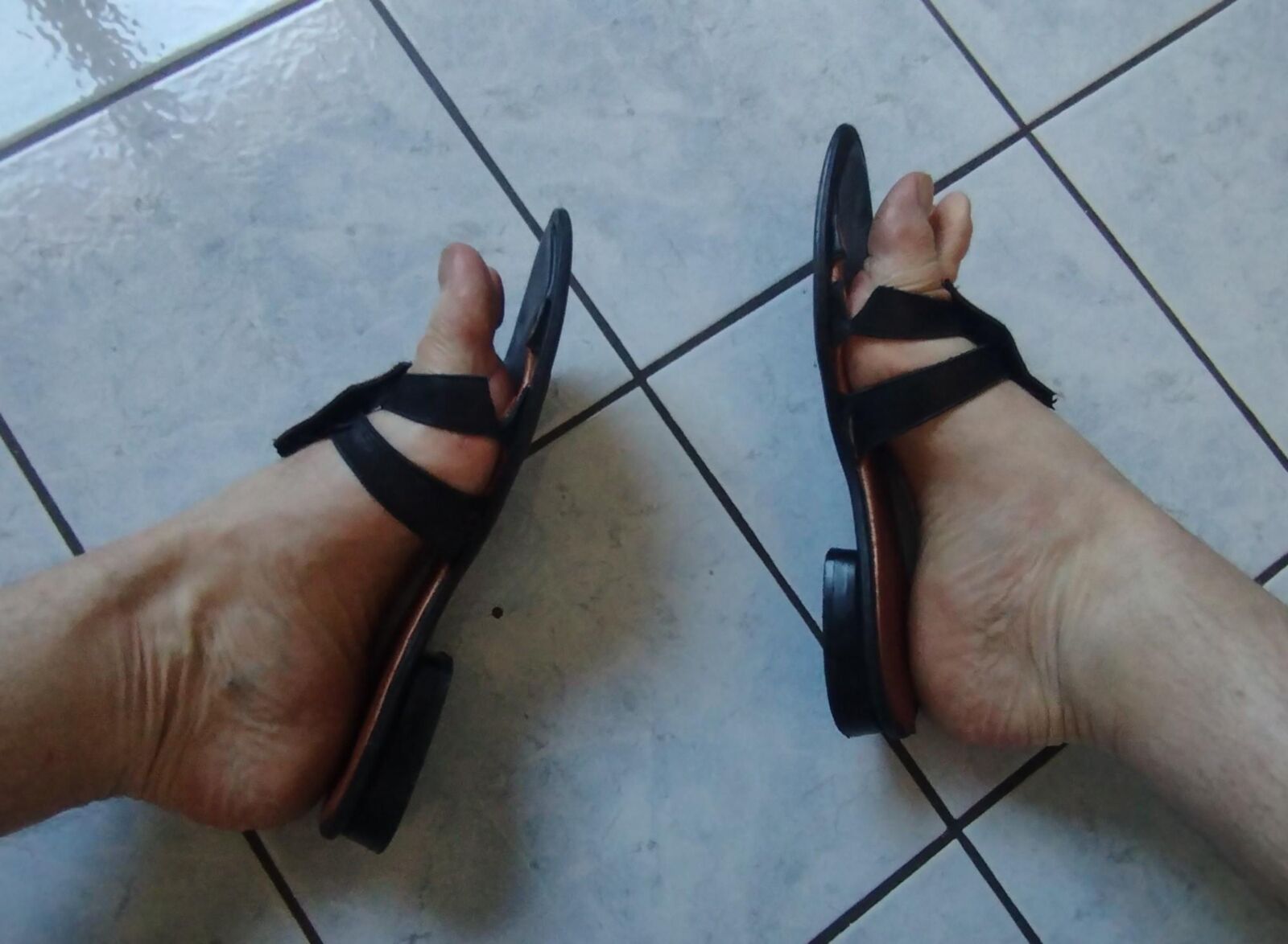 feet sandales 