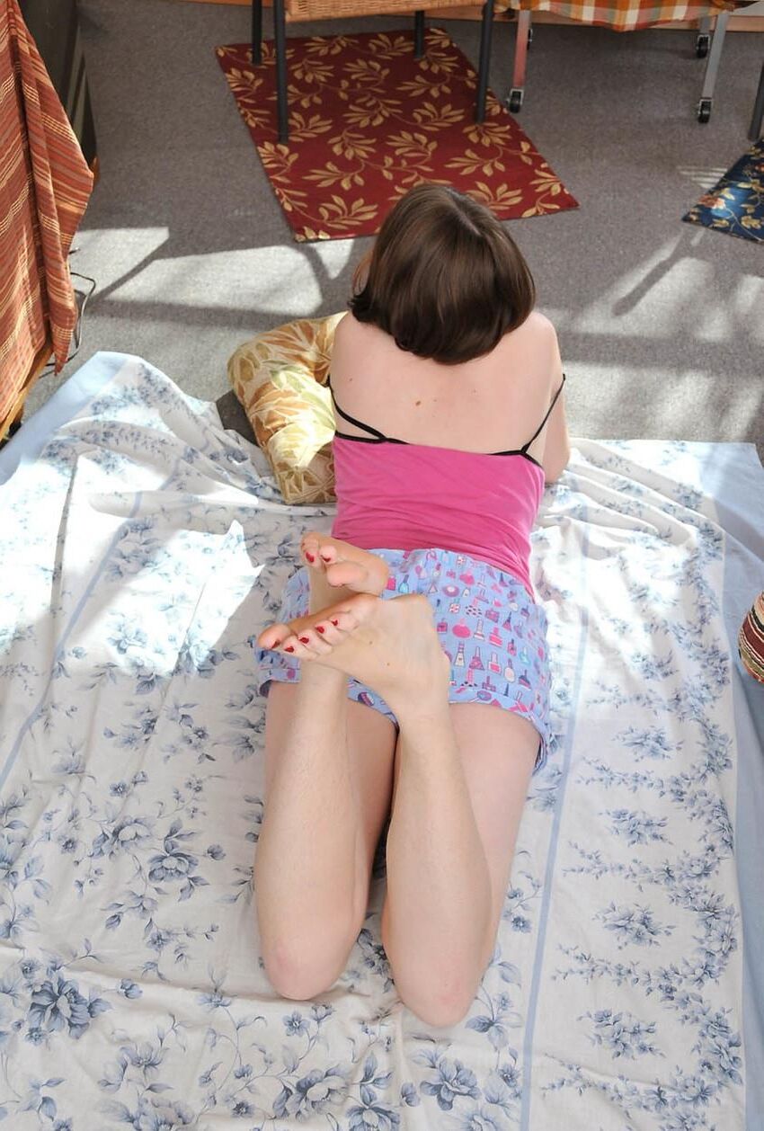 Gorgeous slim pale teen with a hairy cunt athena