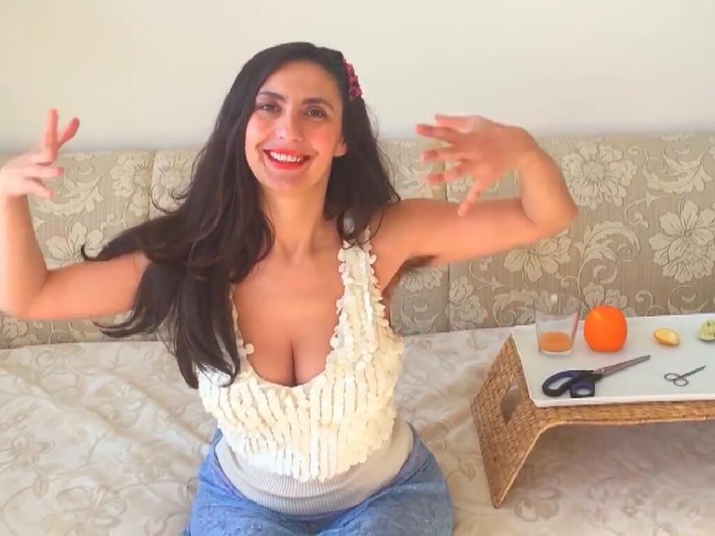 Beautiful Mature Woman With Hairy Armpits 