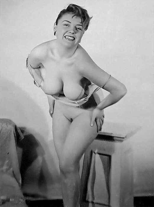 Vintage Naked and Topless Women 