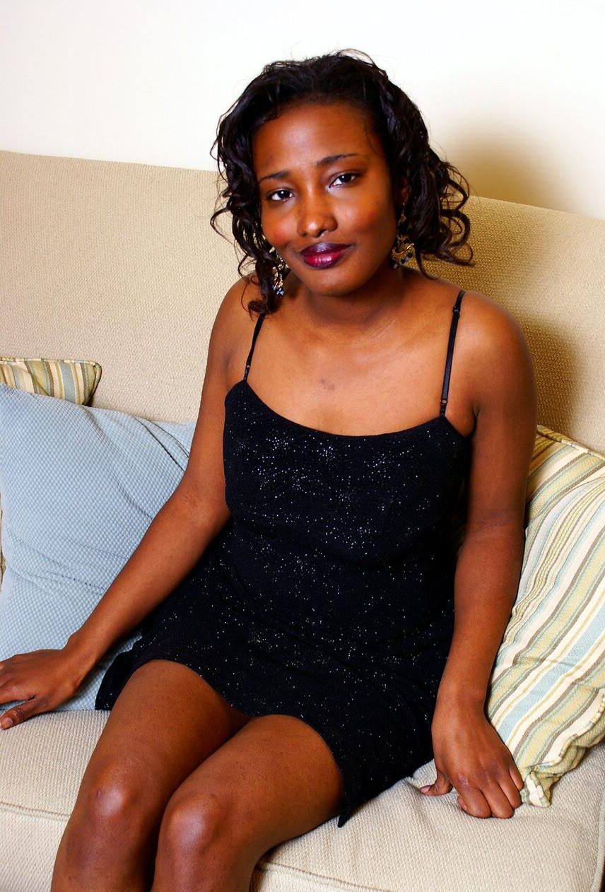 Великолепный Haury Ebony Teen с большими провистниками Reesie