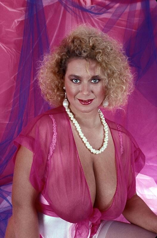 . Dee Dee Reeves. Vintage wank material