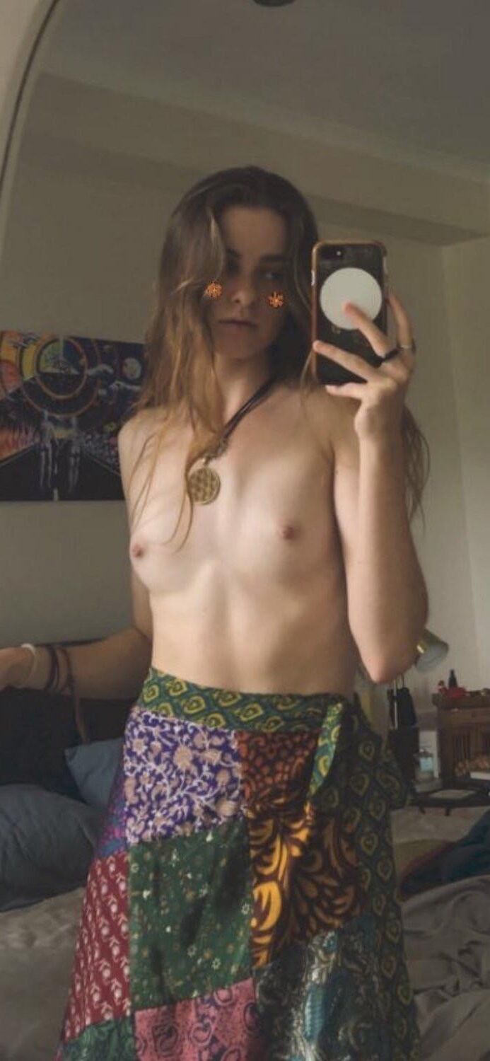 Aussie Lily