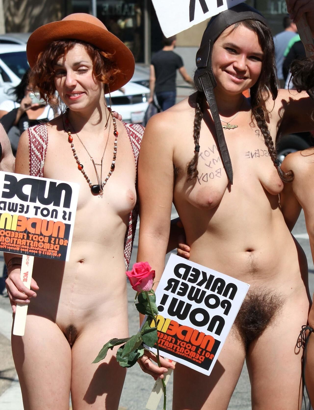 Hippie slut Kelsey nude in public