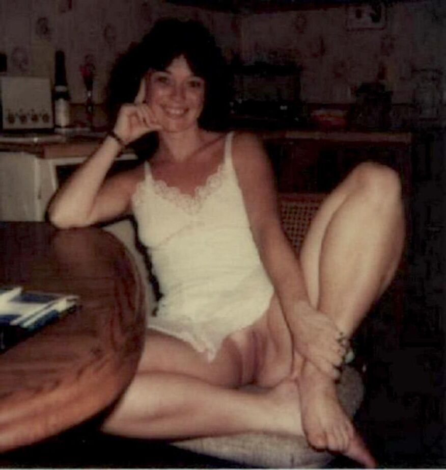 NON NUDE 