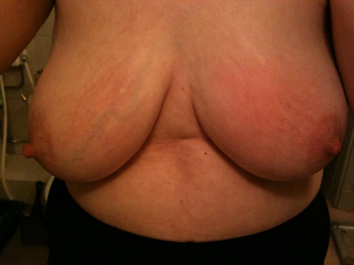 Milf Whore Cecilia Exposed Fuckslut Hairy Ginger Slag Cunt