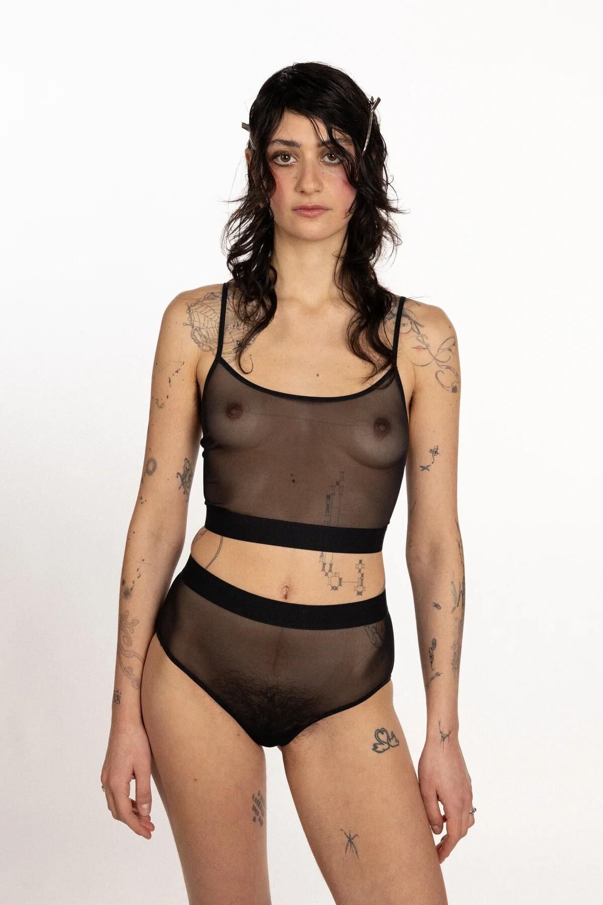 Lafilledo Lingerie et ses putains