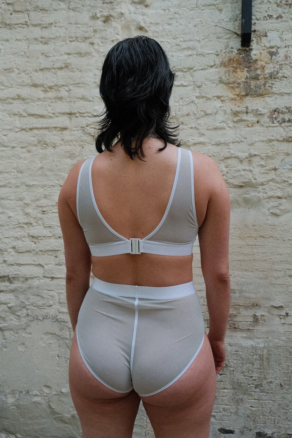 Lafilledo Lingerie et ses putains