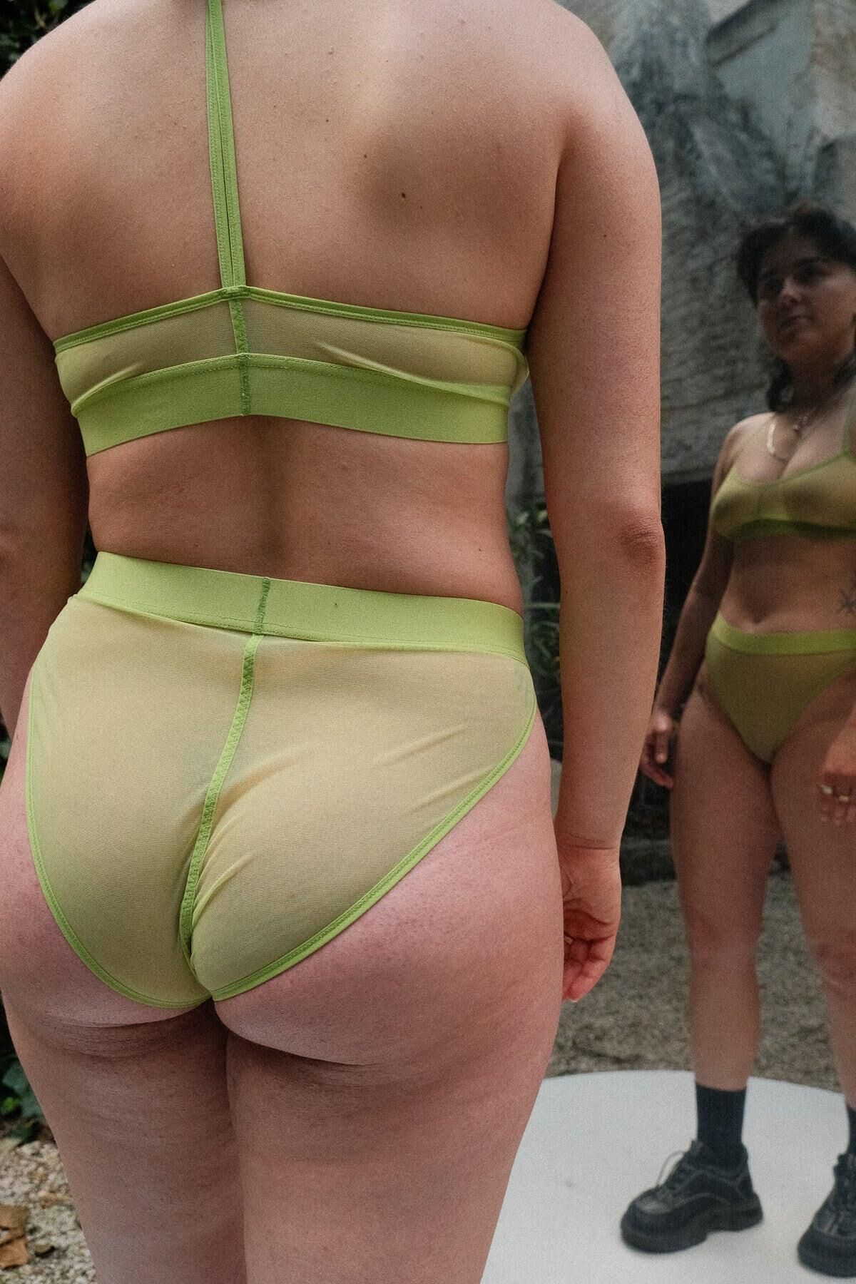 Lafilledo Lingerie et ses putains