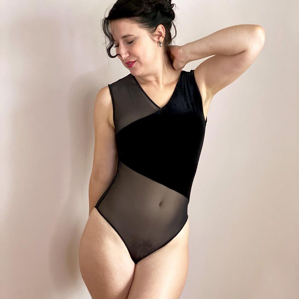 	Amour fou Lingerie et ses femmes poilues