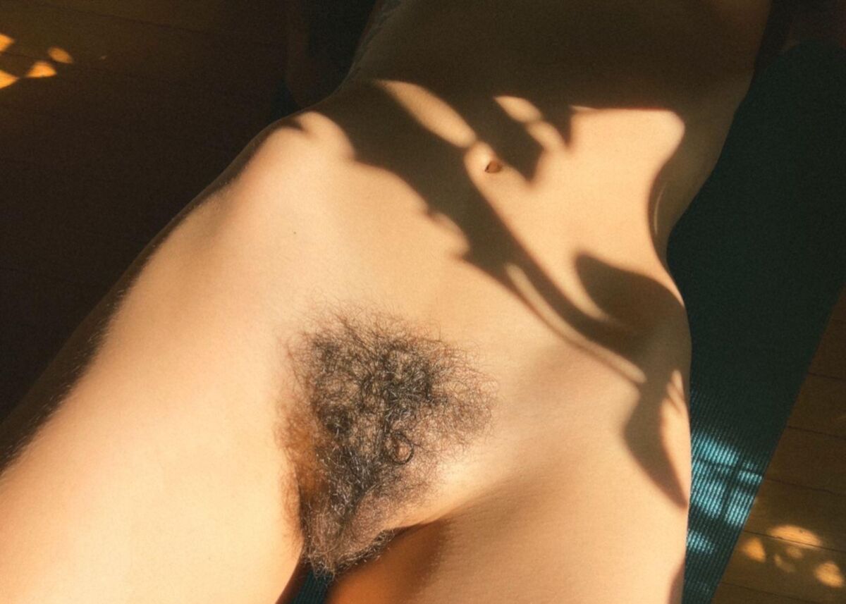 Une beauté très velue. 