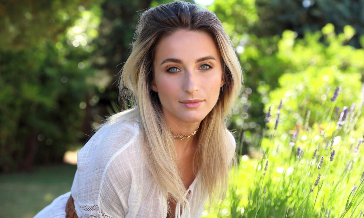 Cara Mell Lavender garden