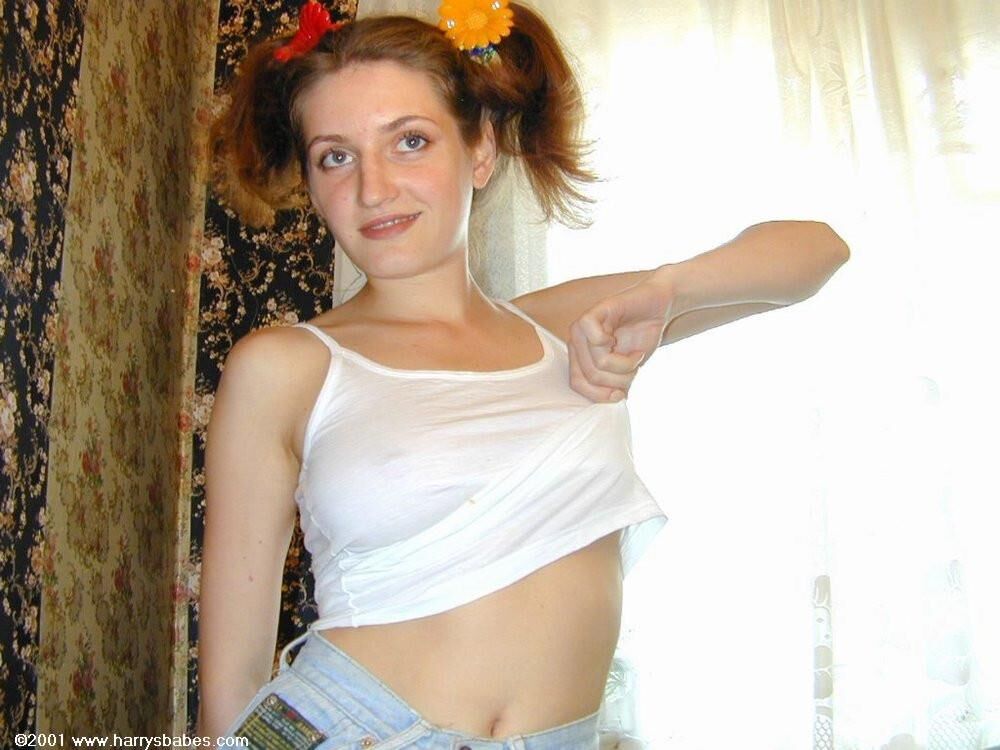 Nelli adolescente