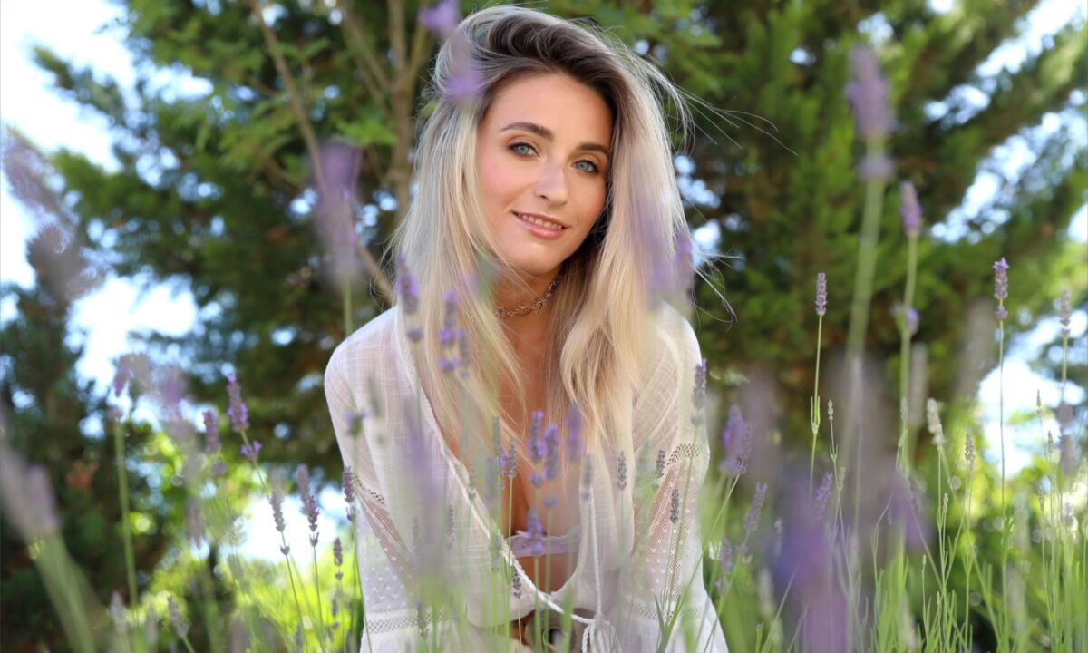 Cara Mell Lavender garden