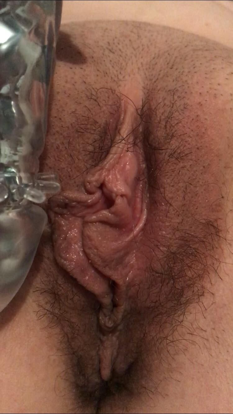 Ashley has a tight vagina, but she doesn't groom her pussy well