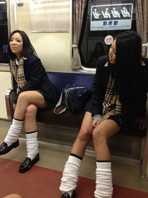 ¿Las mujeres asiáticas usan calcetines? 