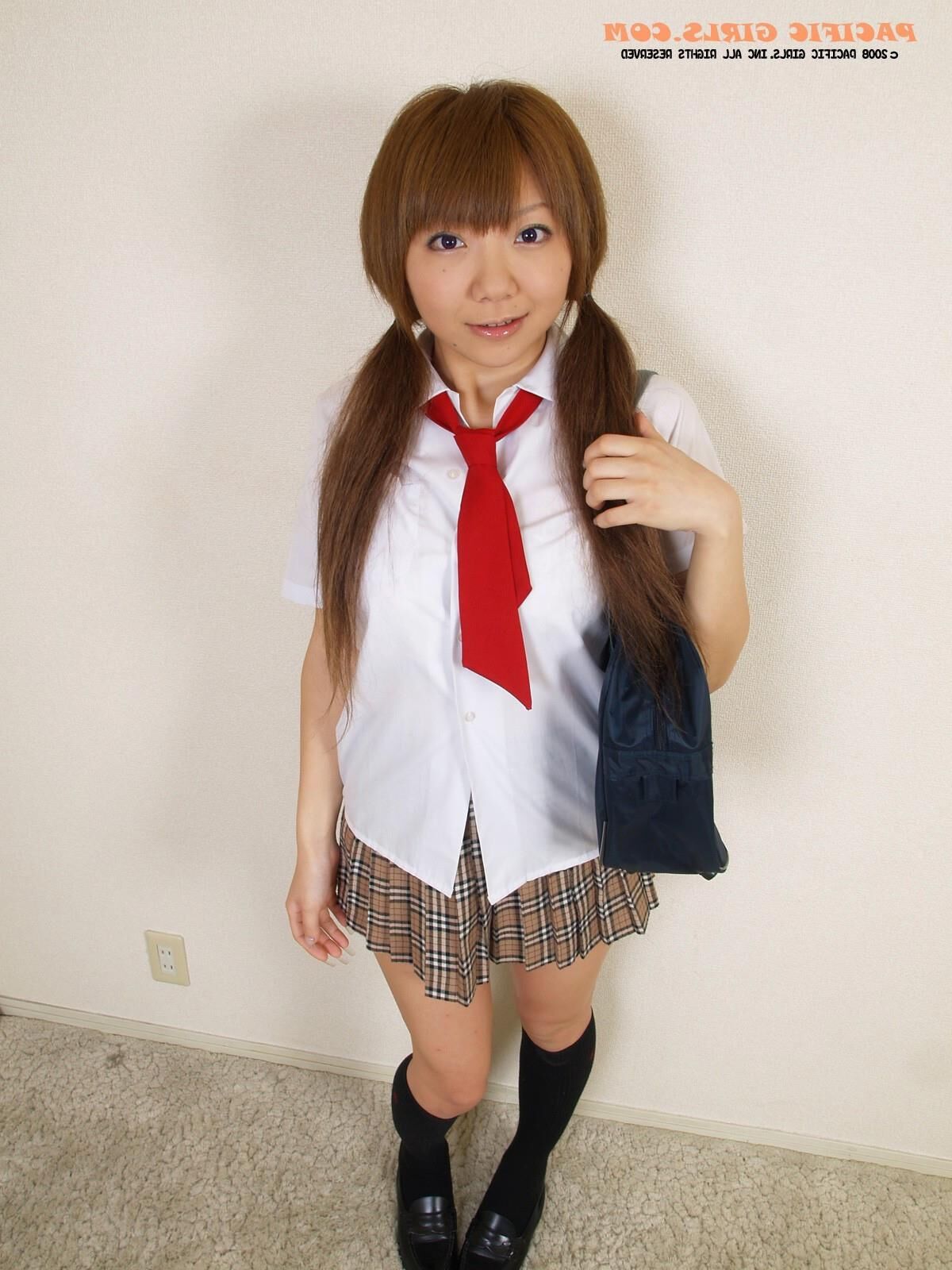 Pacificgirls Akari süßer Teenager