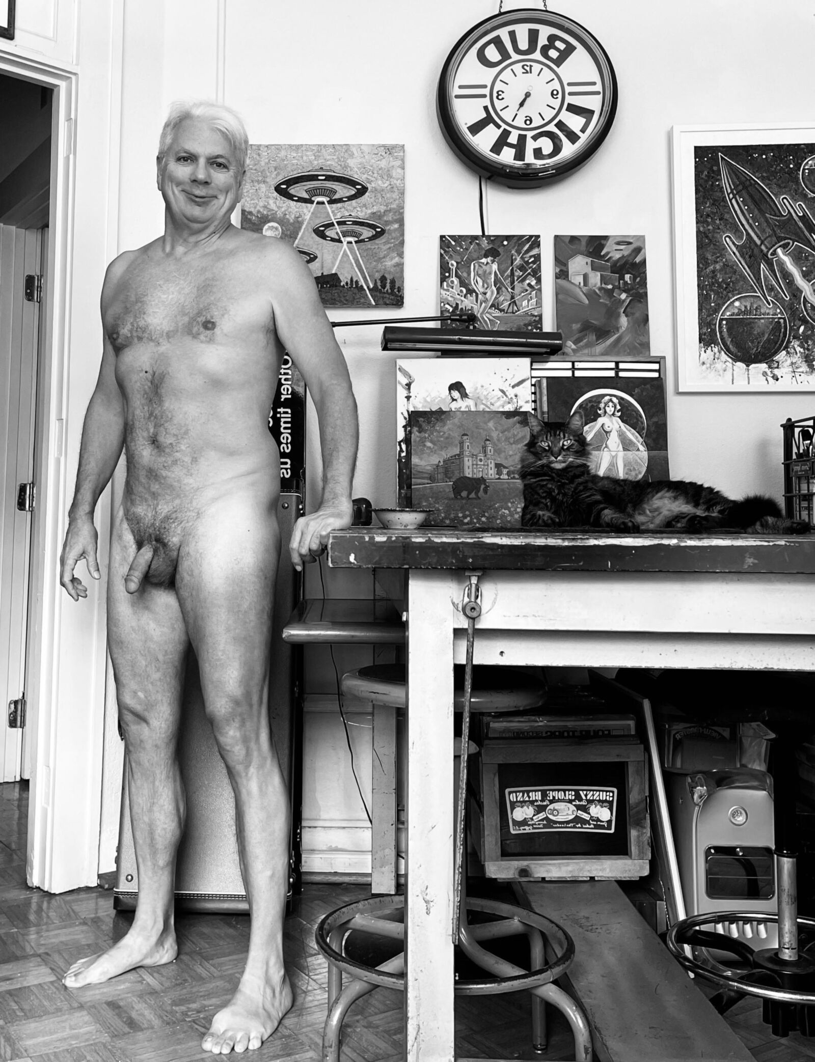 I Love to be Naked in Black and White