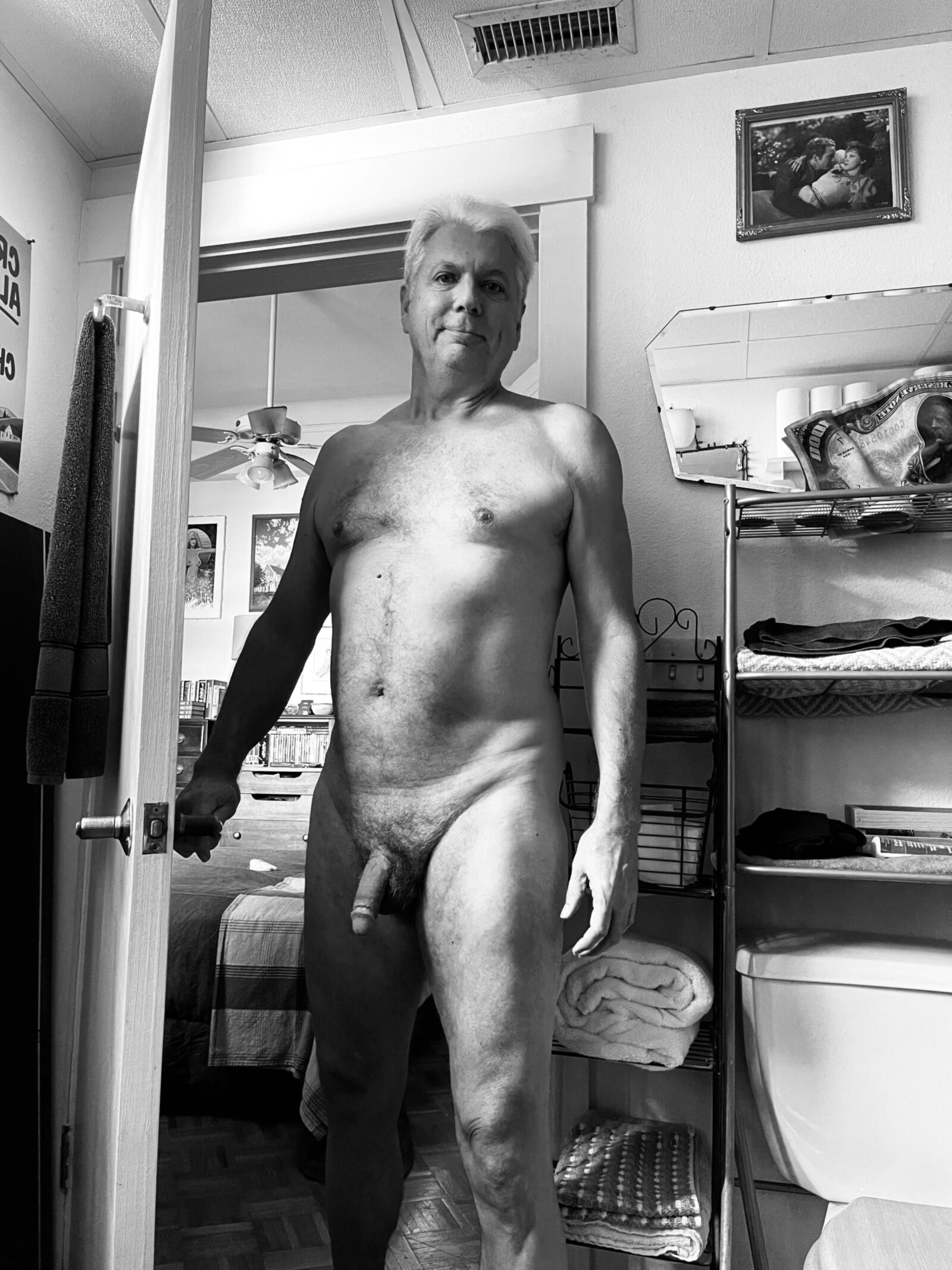 I Love to be Naked in Black and White