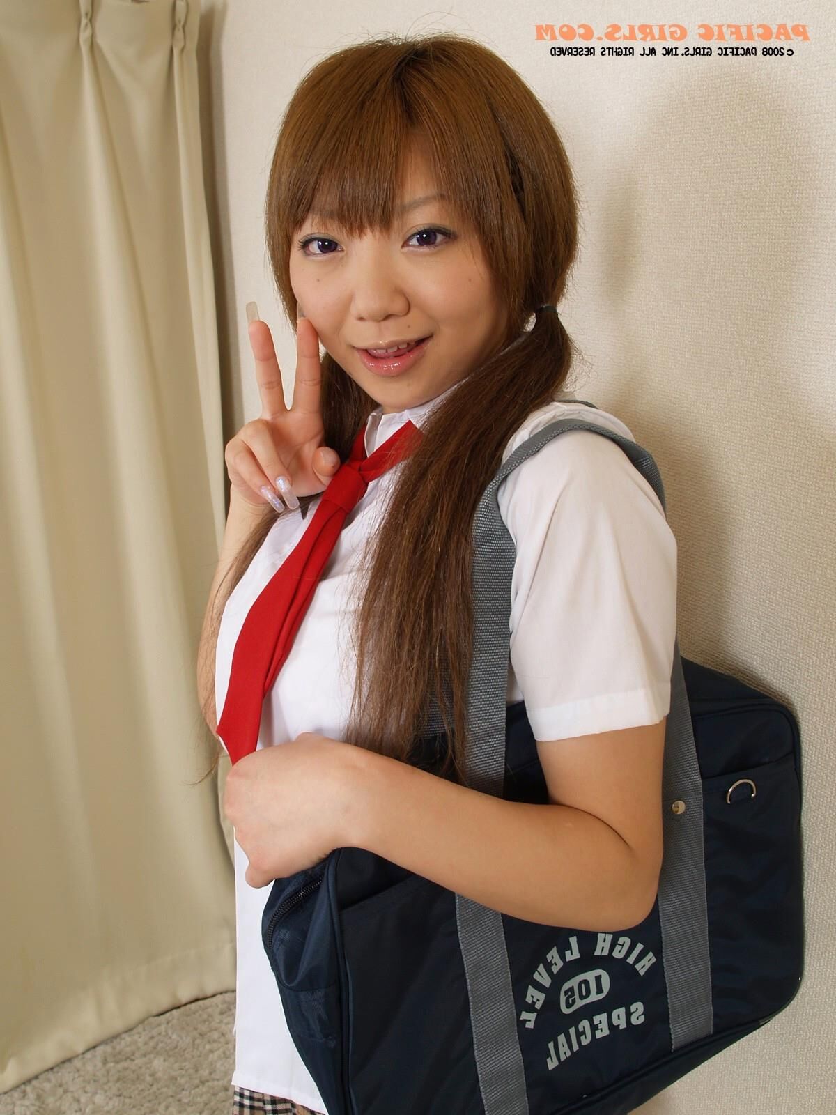 Pacificgirls Akari süßer Teenager