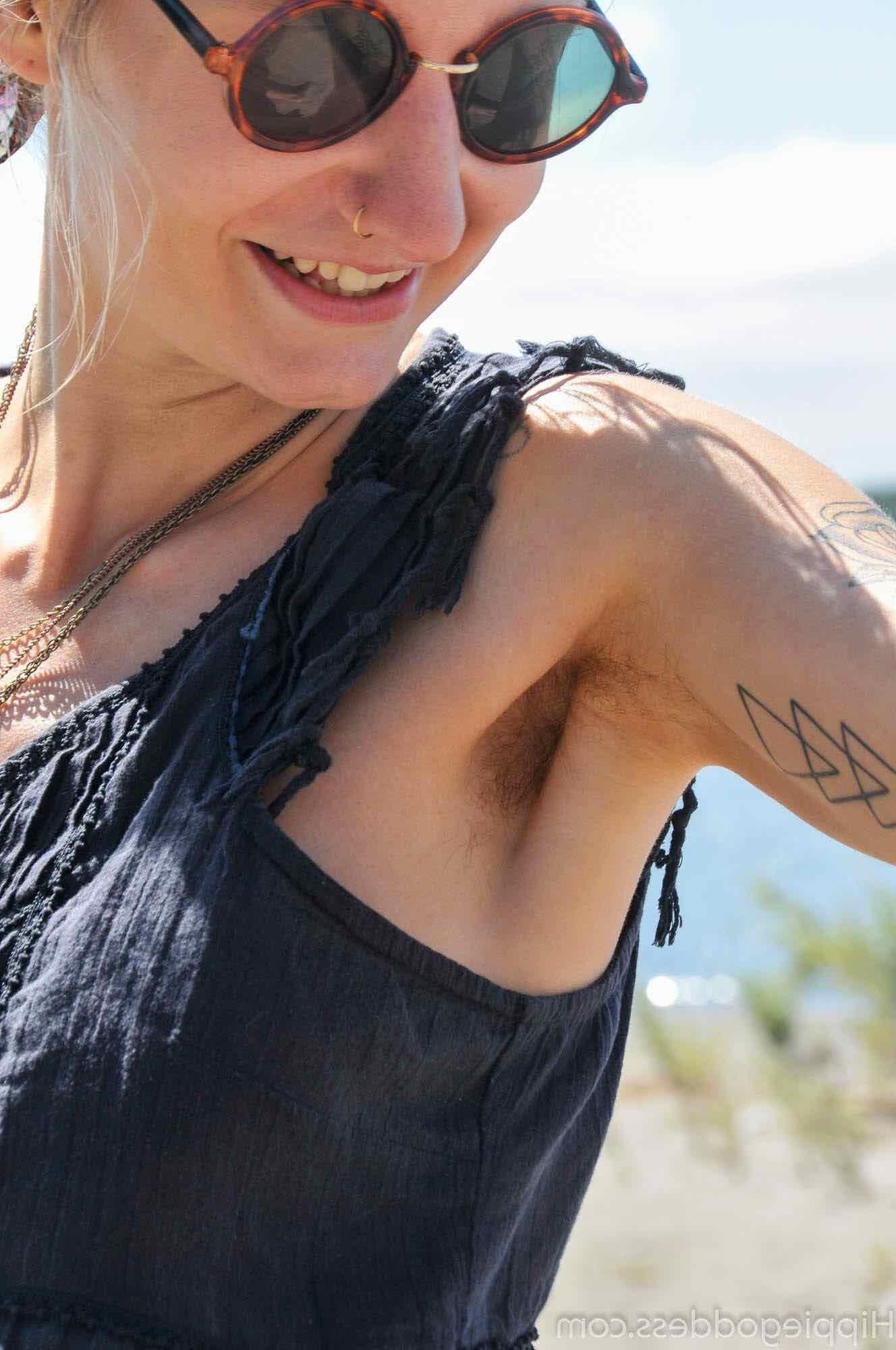 Hippiegoddess Andrómeda Sexier cuando está desnuda