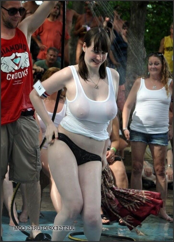 Nerdy babe with great tits first public strip