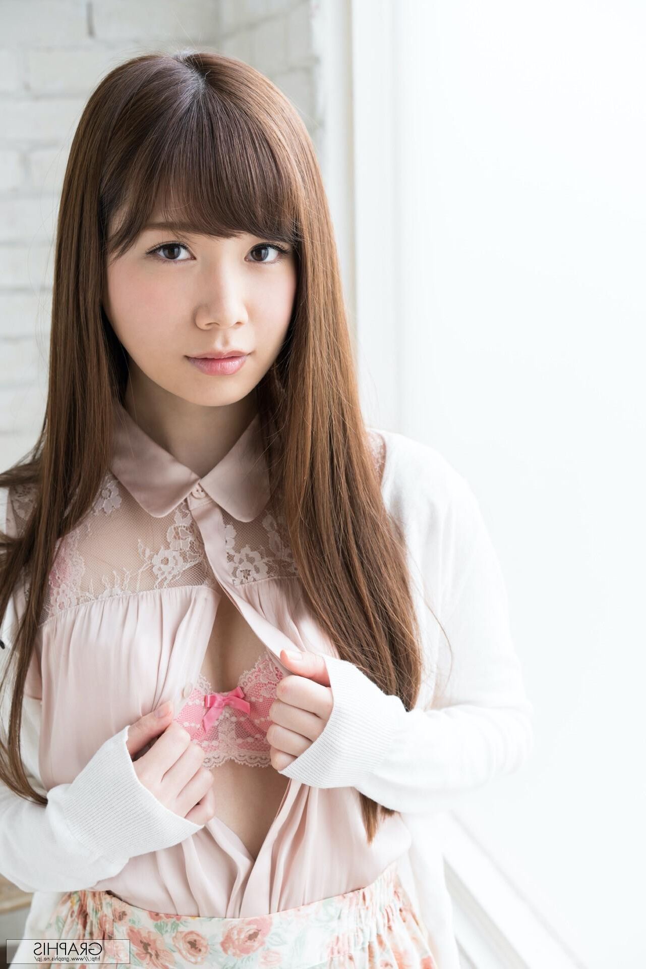 Graphis tsumugi akari un jour de sa vie