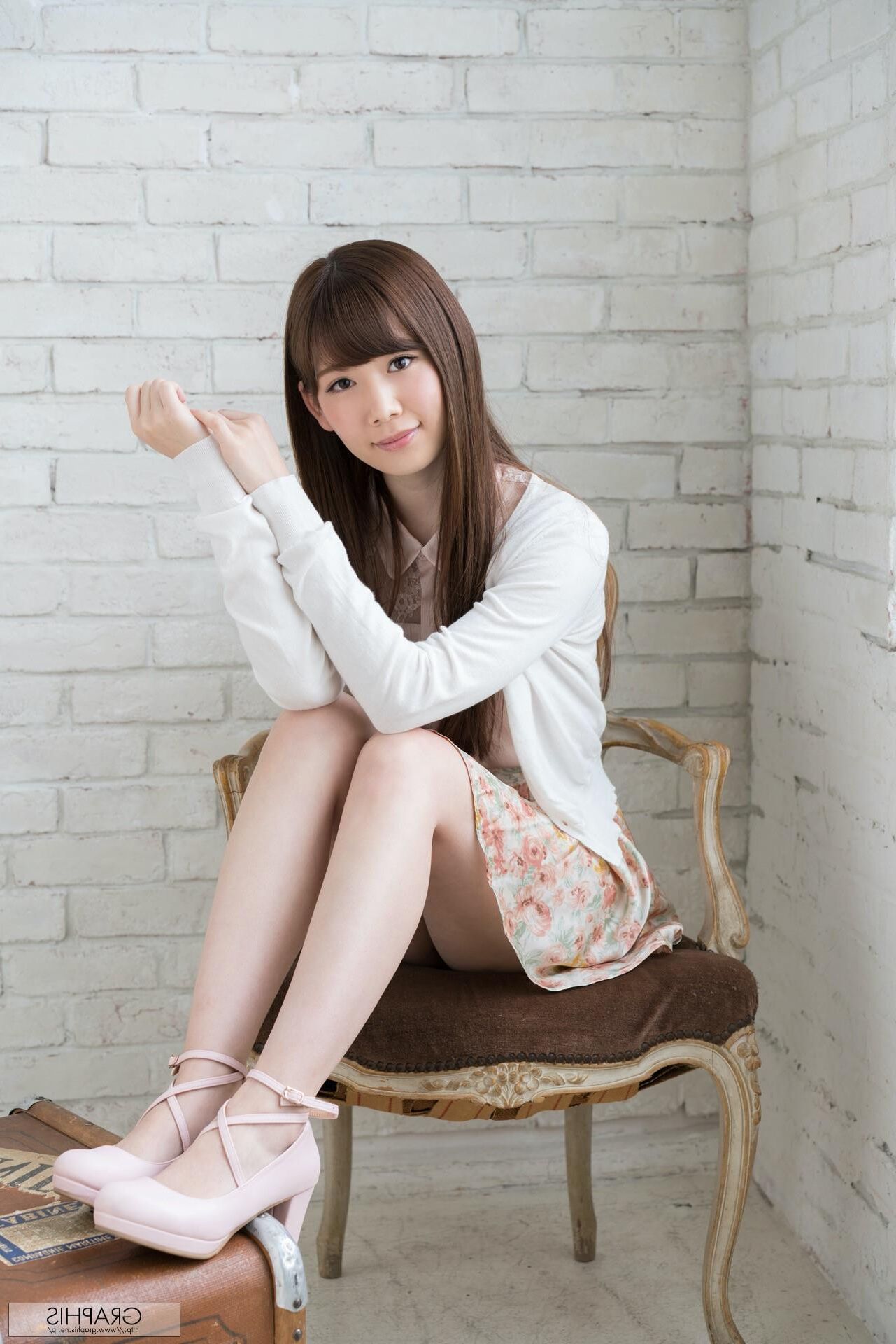 Graphis tsumugi akari un jour de sa vie