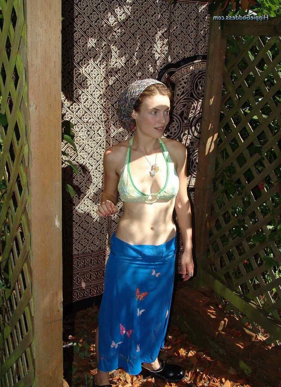 Hippiegoddess entrasse mon voisin nu