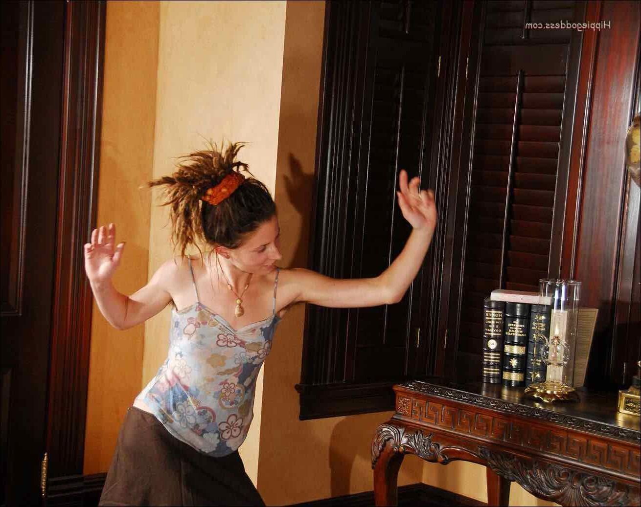 Hippiegoddess serquet the bailarín