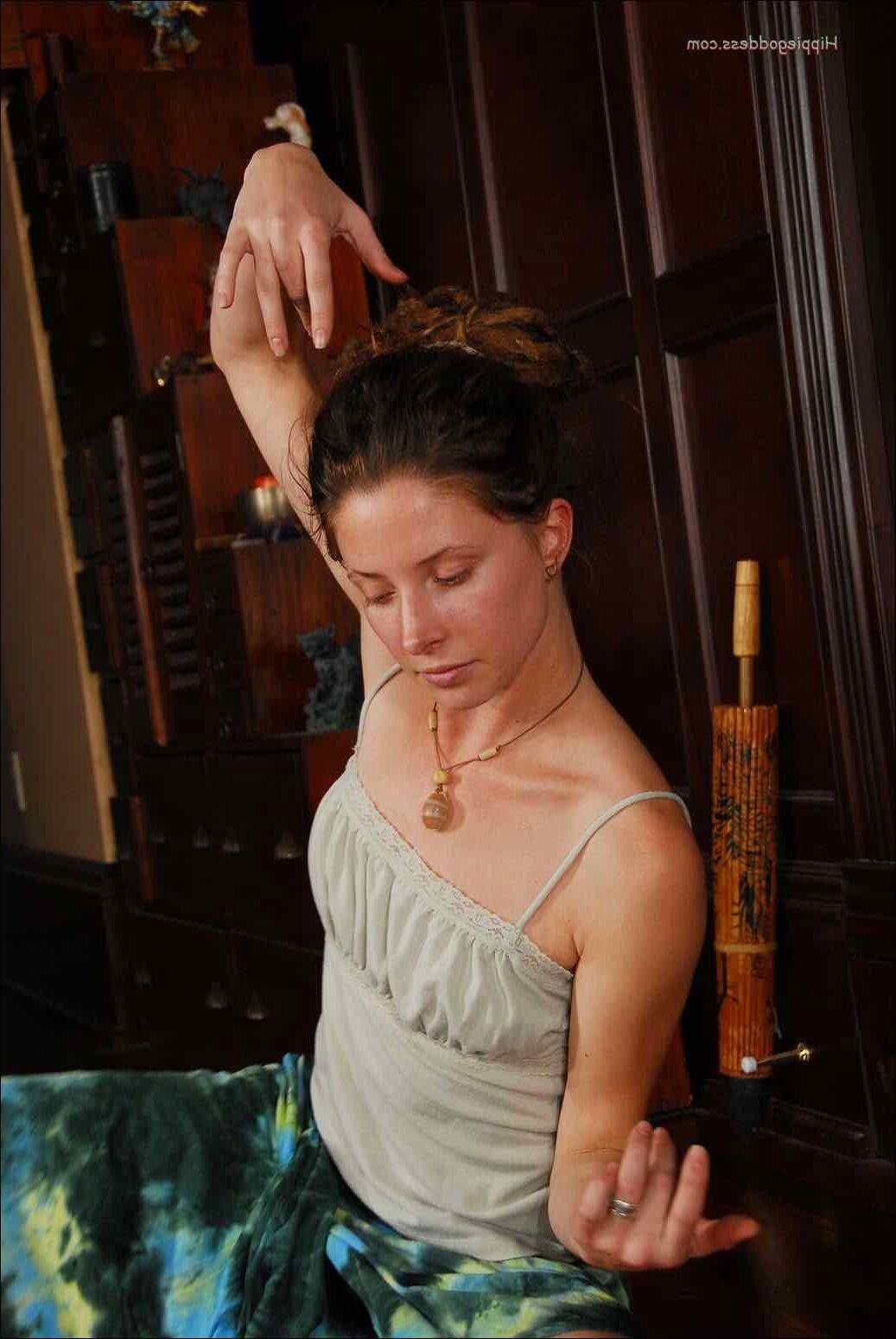 HippieGoddess SERQUET Toys on the floor