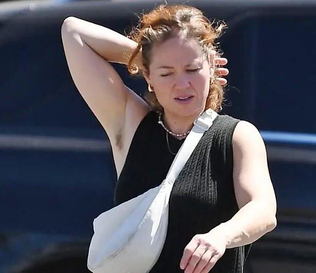 Hairy Celebrity Armpits 