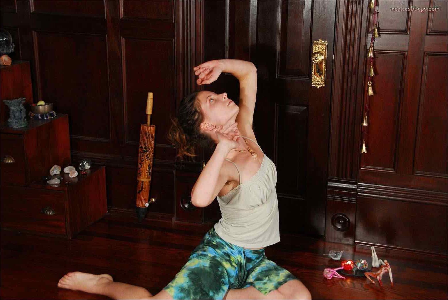 HippieGoddess SERQUET Toys on the floor
