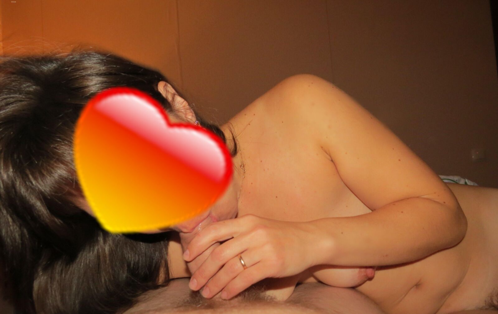 zhena na chastnyh foto
